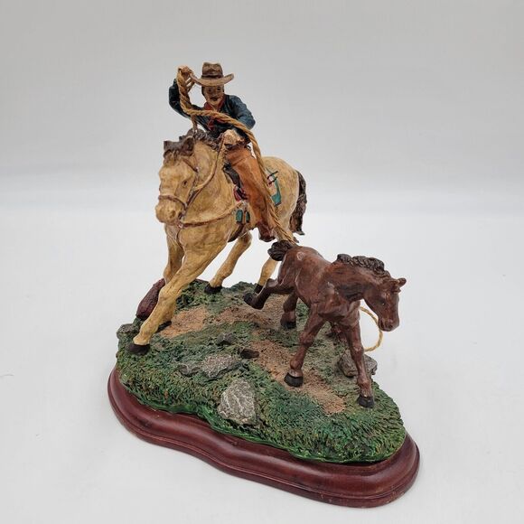 Russ Berrie Ceramic Figure on Base - Cowboy Trails Last Round-Up 14624 READ - Picture 2 of 16
